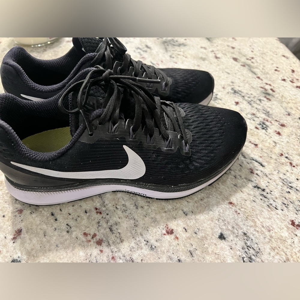 Women’s Nike Zoom shoes